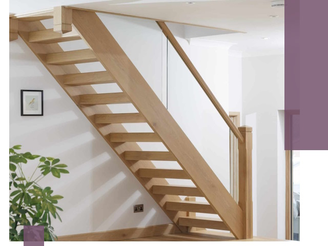 Изготовление деревянных лестниц под ключ в Каспийске для дома