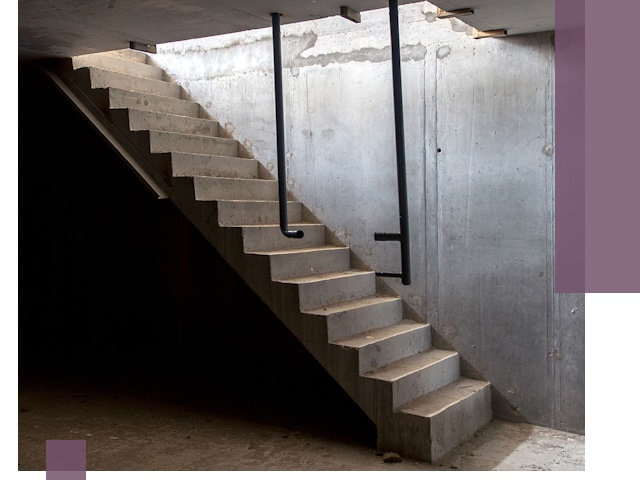 Изготовление и монтаж лестниц в подвале в Каспийске