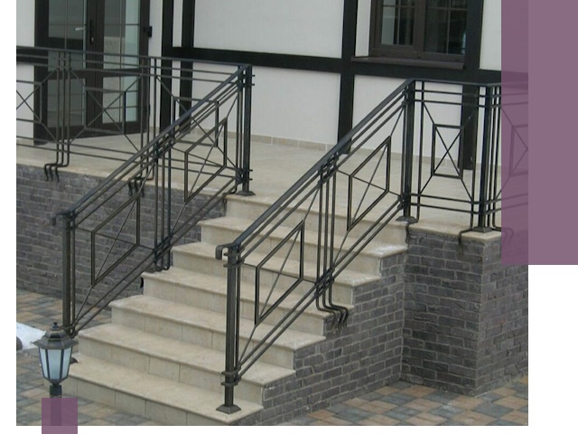 Перила для крыльца в Каспийске — монтаж, изготовление и установка