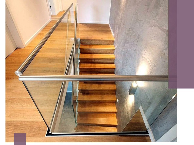 Перила для лестницы в доме — изготовление и монтаж в Каспийске