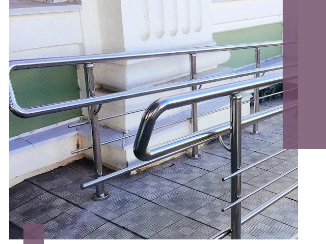 Ограждения пандусов из металла и нержавейки в Каспийске