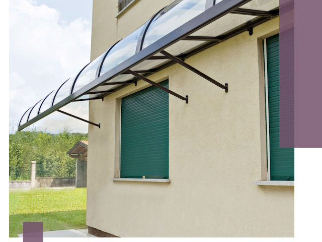 Козырьки над окнами в Каспийске — изготовление и монтаж по выгоде