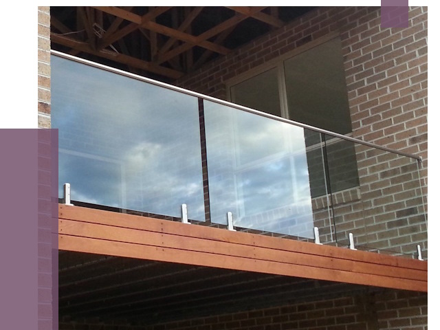 Стеклянные парапеты на крыше и террасе в Каспийске от 11454 руб. | ПРОЛЁТ-Ксп