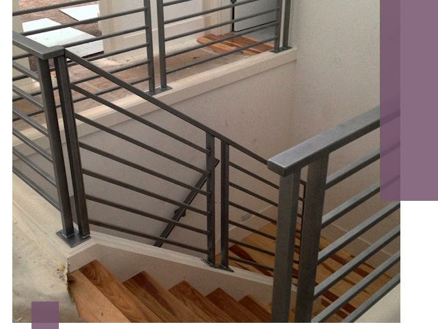 Изготовление поручней из металла и дерева в Каспийске